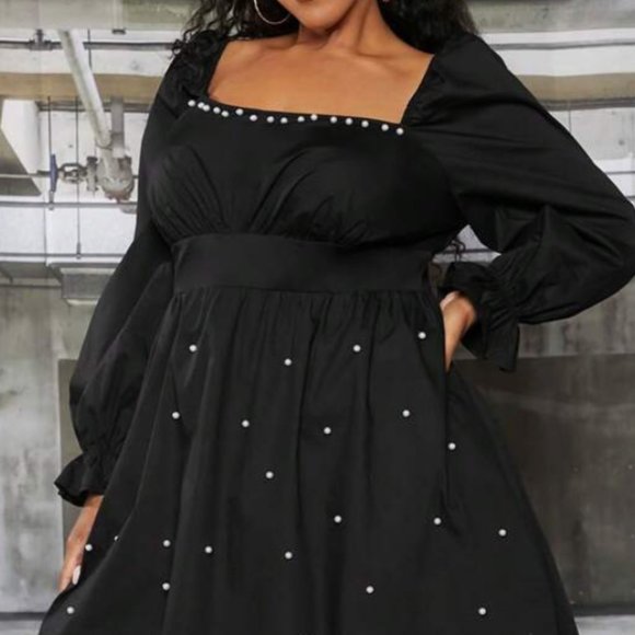 Plus size Pearl's Beaded Square Neck Flare Sleeve Dress - Picture 13 of 13